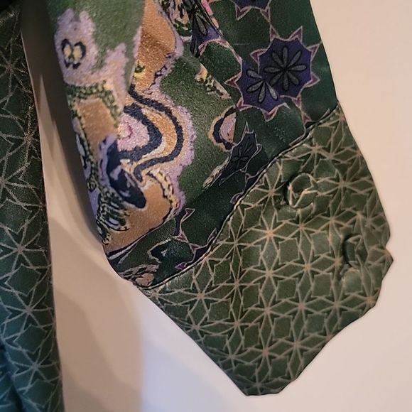 House of Harlow 1960 Green Patterned Wrap Jacket - Picture 7 of 9